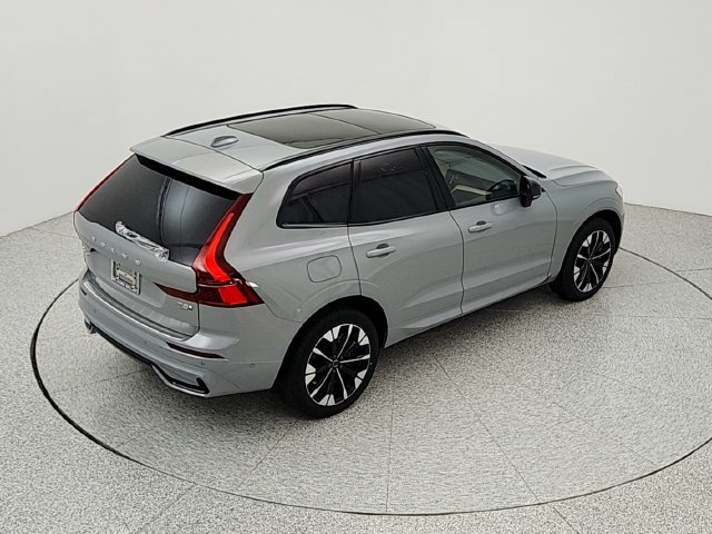 New 2026 Volvo XC60 T8 Plus w/ Protection Package Premier AWD/4WD image 35