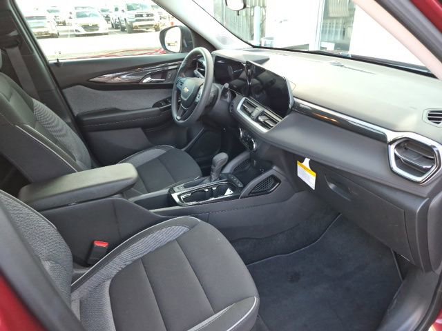 Used 2024 Chevrolet TrailBlazer LS w/ LS Convenience Package image 38