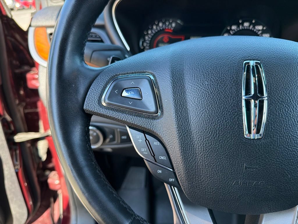 Used 2019 Lincoln MKC Reserve w/ MKC Climate Package AWD/4WD image 15