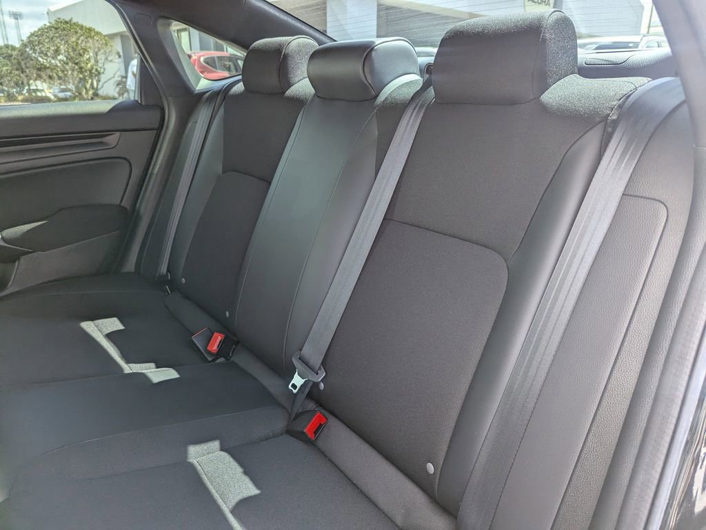 Used 2023 Honda Civic Sport image 13
