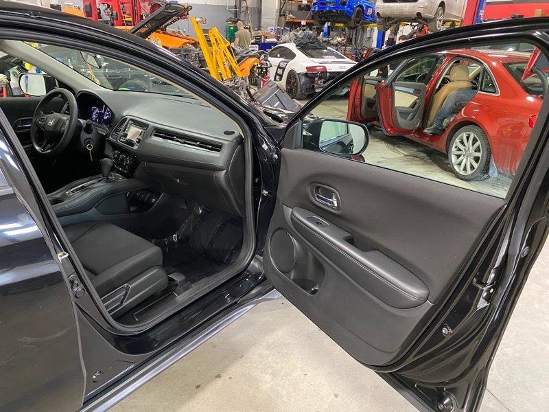 Used 2016 Honda HR-V LX image 21