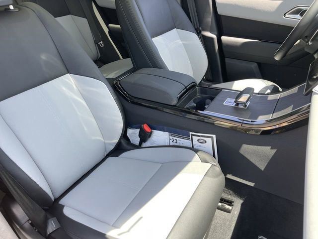 New 2025 Land Rover Range Rover Velar Dynamic SE AWD/4WD image 11
