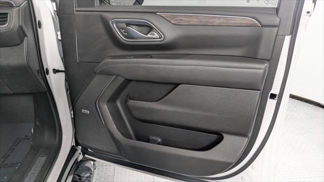 Used 2021 Chevrolet Tahoe Z71 w/ Z71 Off-Road Package AWD/4WD image 23