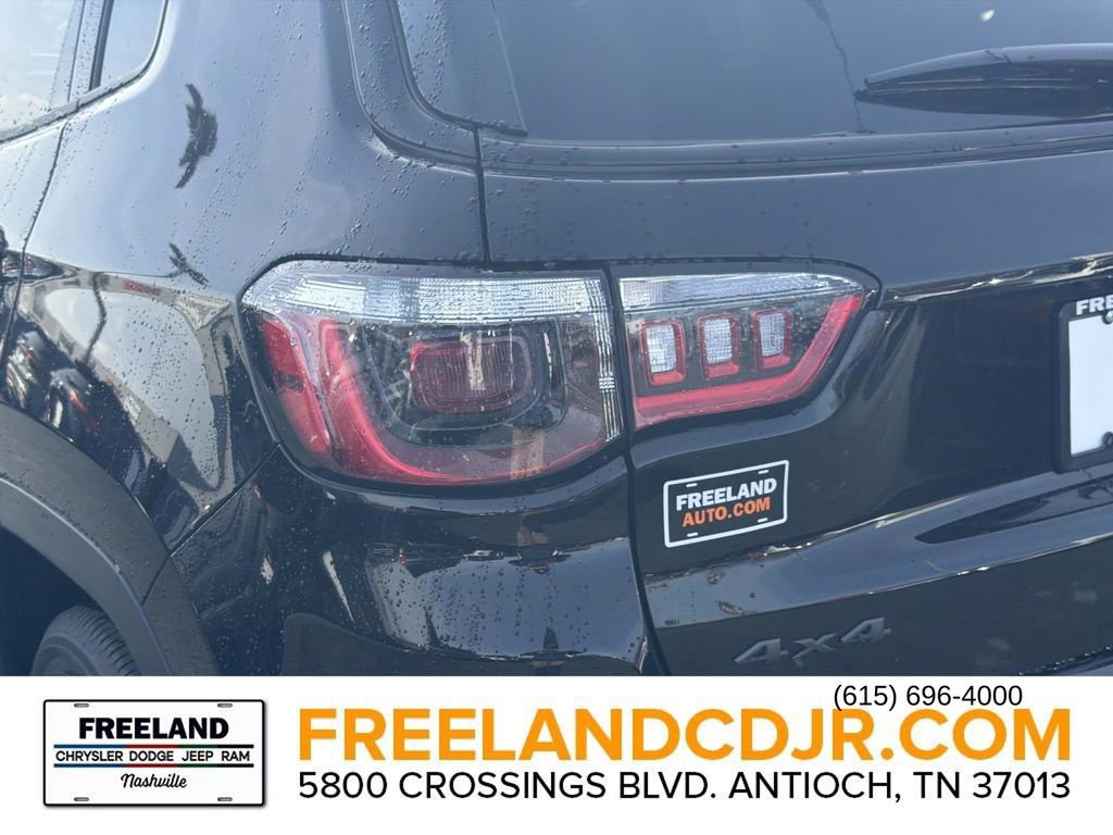 New 2026 Jeep Compass Latitude image 11