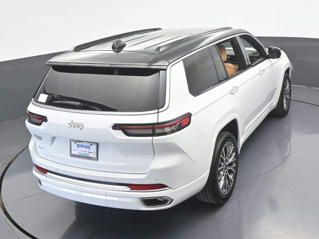 Used 2025 Jeep Grand Cherokee L Summit AWD/4WD image 50