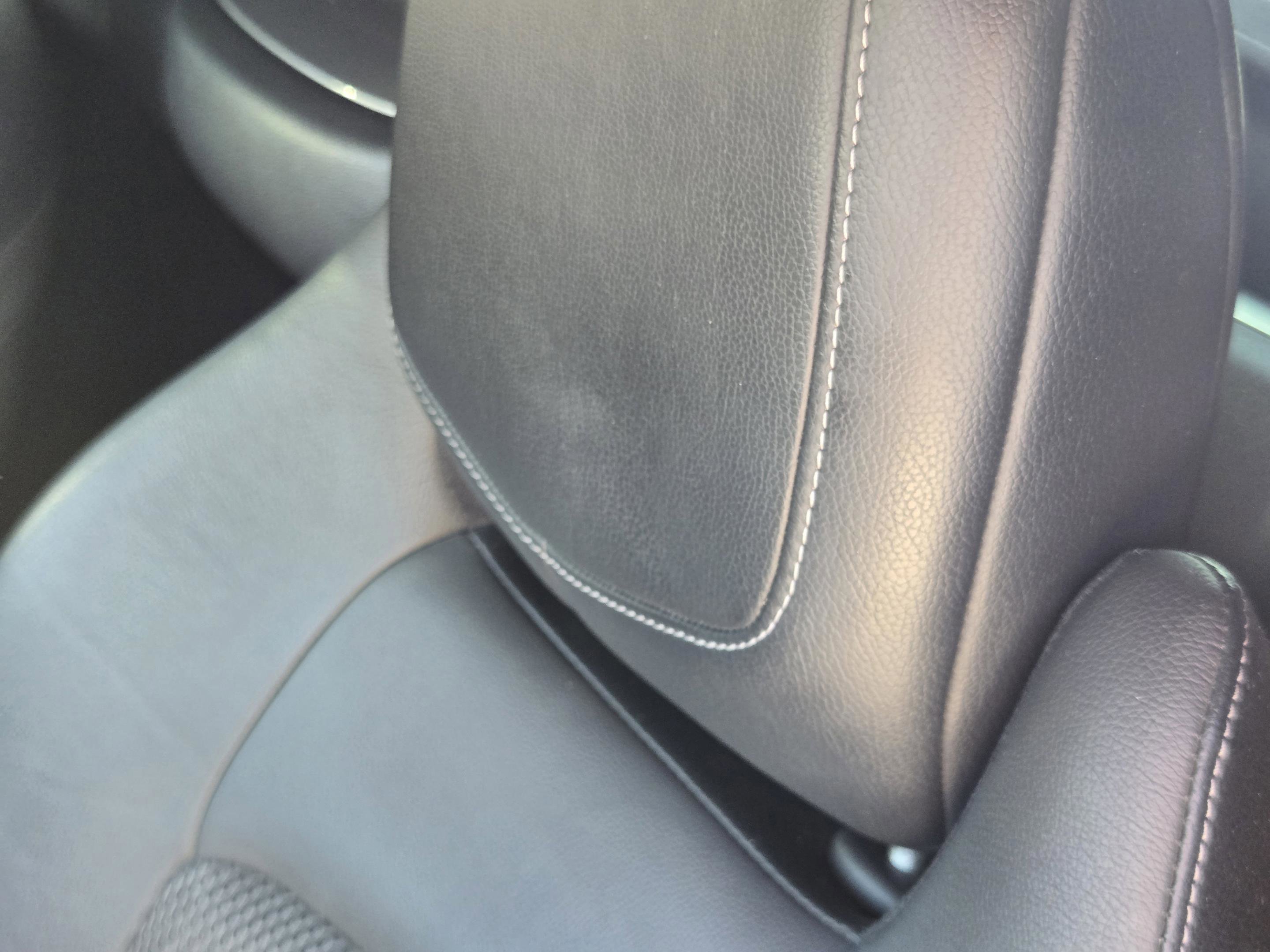 Used 2010 Nissan 370Z Touring RWD image 11