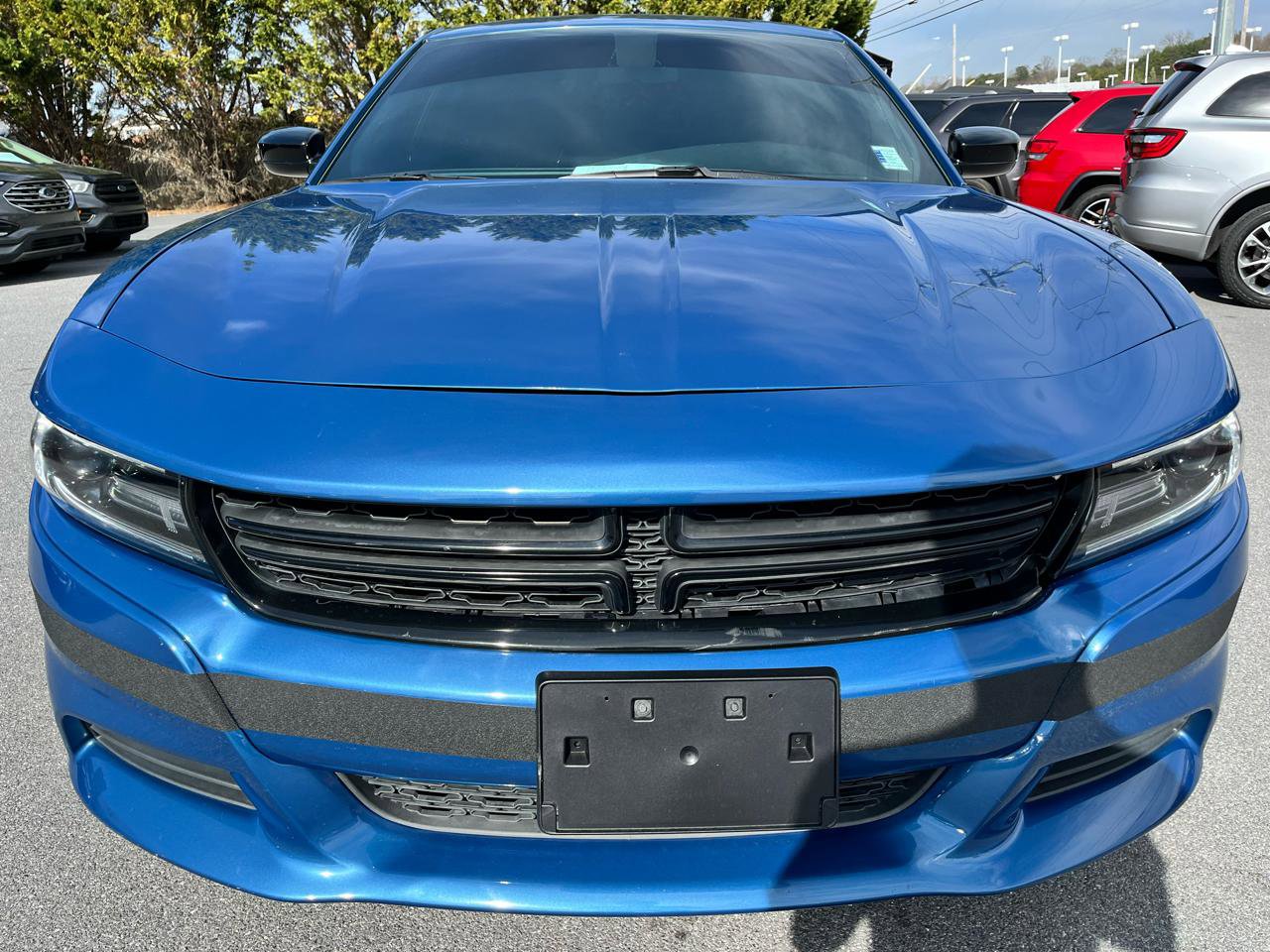 Used 2020 Dodge Charger SXT w/ Blacktop Package image 2