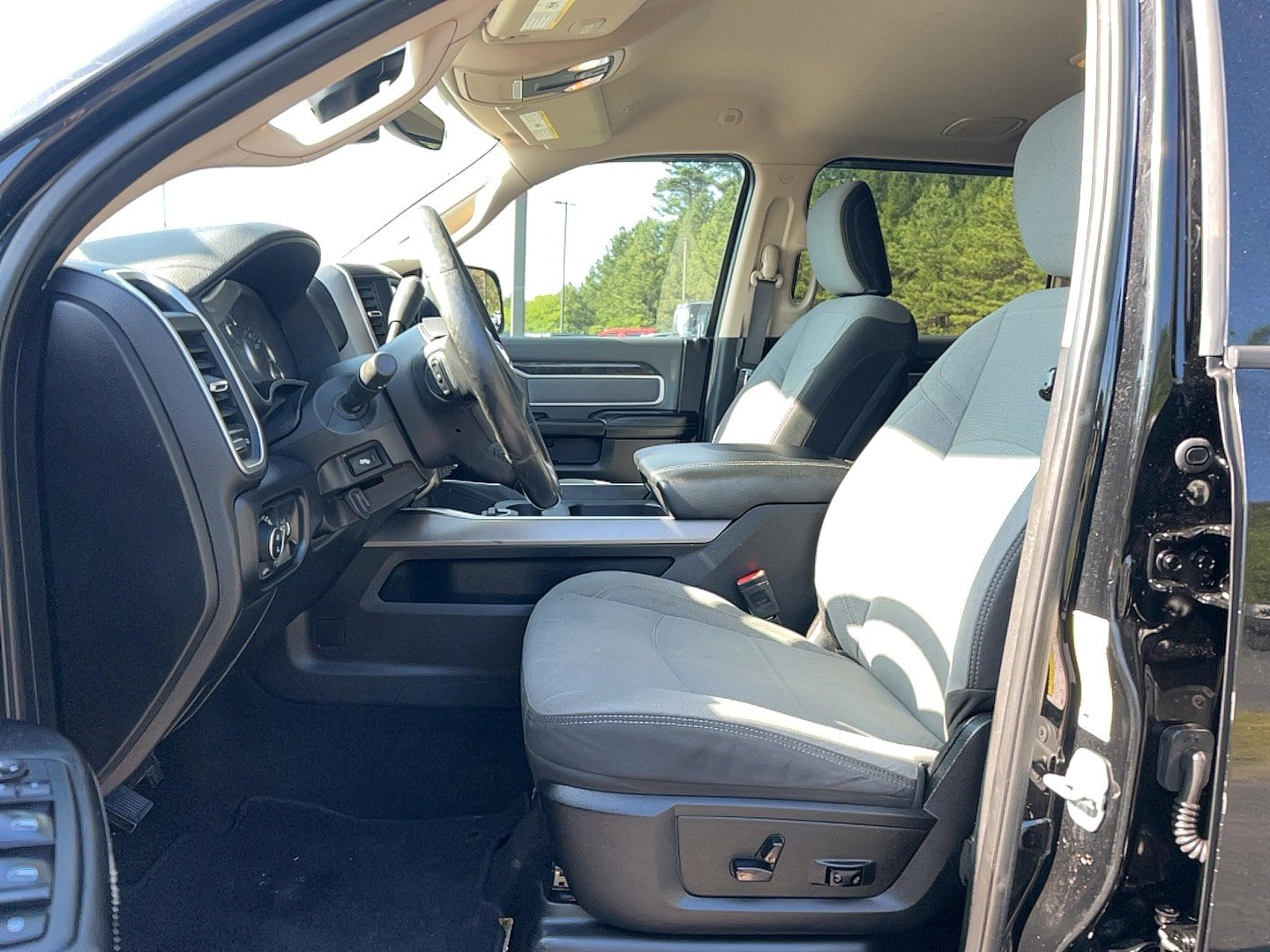 Used 2019 RAM 2500 Big Horn AWD/4WD image 12