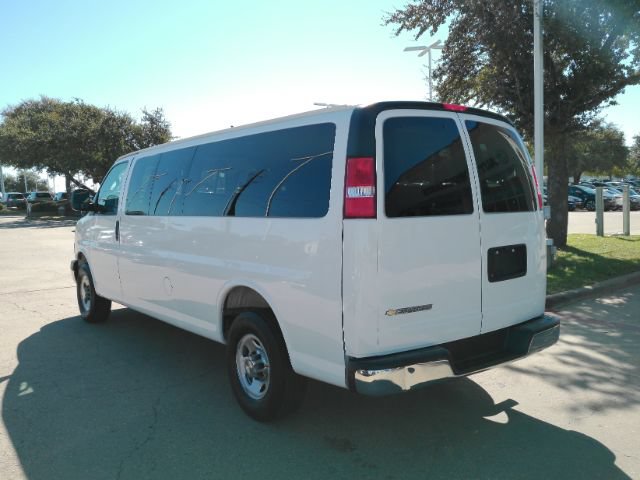Used 2025 Chevrolet Express 3500 LT w/ LT Preferred Equipment Group RWD image 12