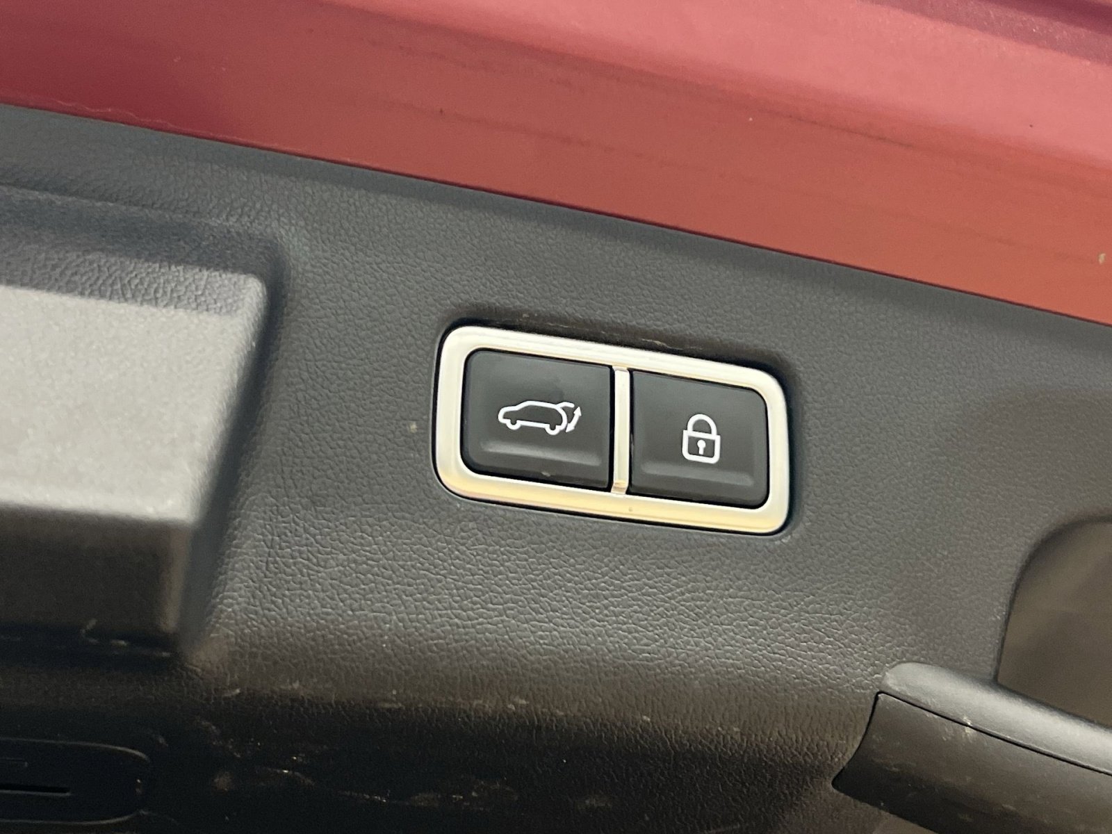 Used 2021 Kia Sorento EX image 28