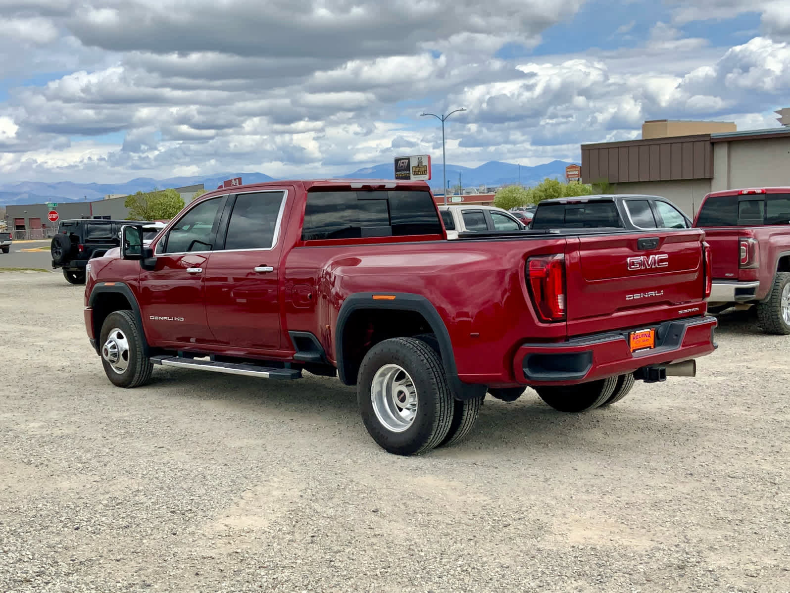 Used 2020 GMC Sierra 3500 Denali w/ Denali Ultimate Package AWD/4WD image 3