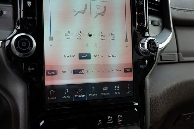 Used 2025 RAM 1500 Laramie w/ Bed Utility Group image 17