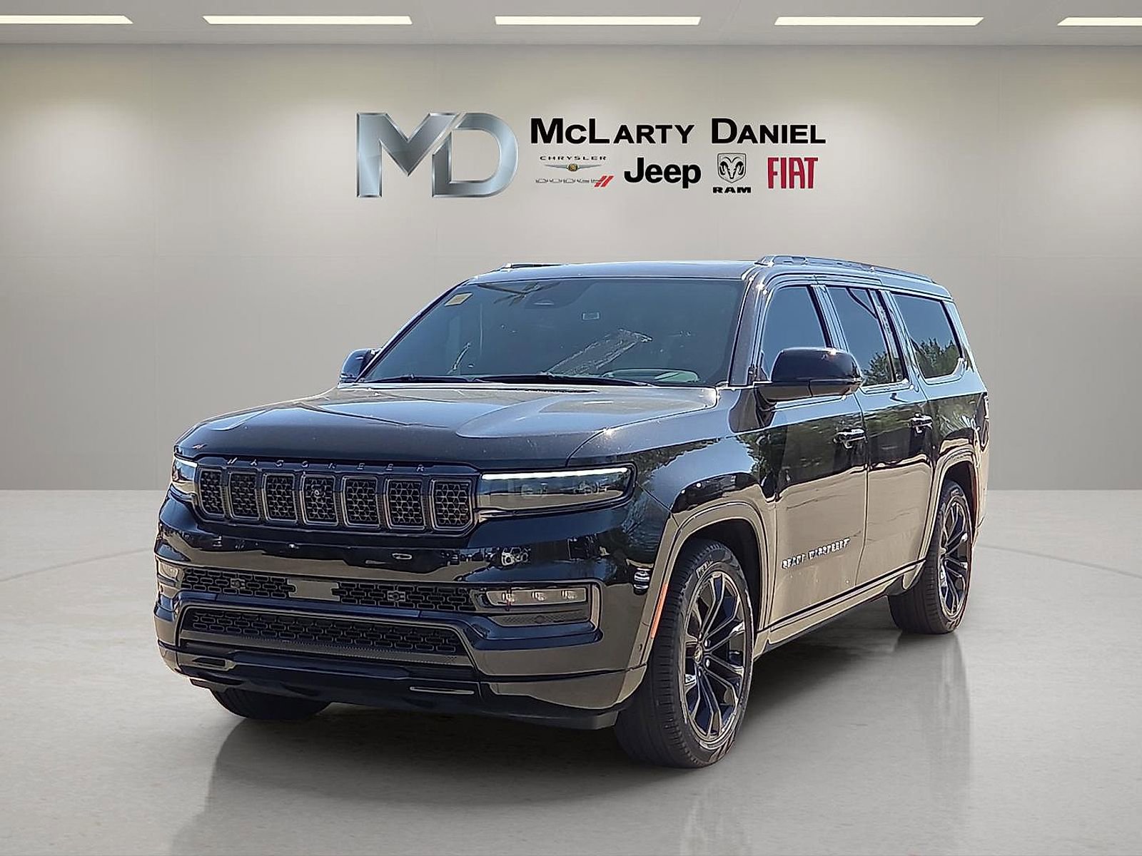Used 2024 Jeep Grand Wagoneer L Series II w/ Quick Order Packagew 28T image 2