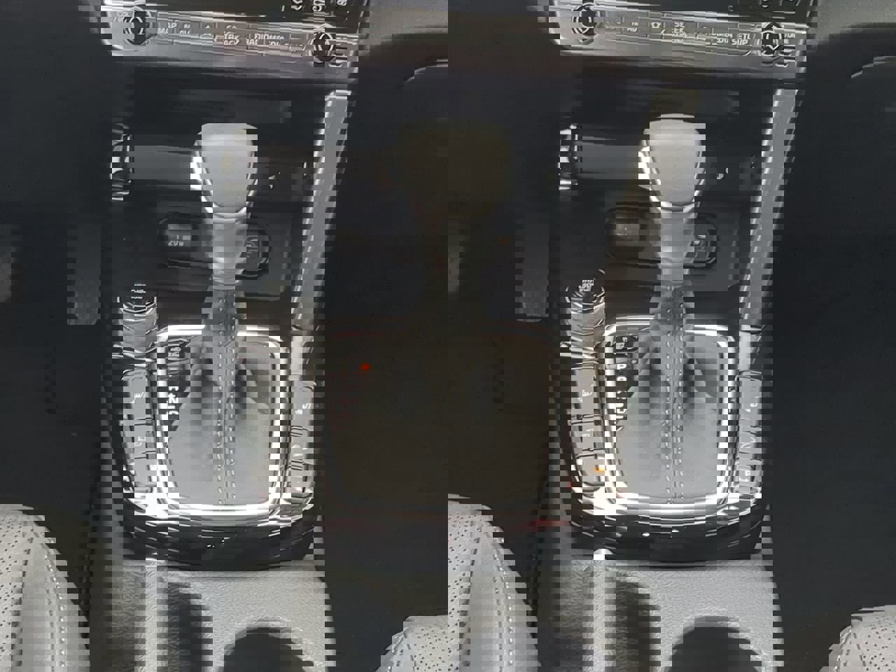 Certified 2025 Kia Seltos EX w/ EX Sunroof Package image 15