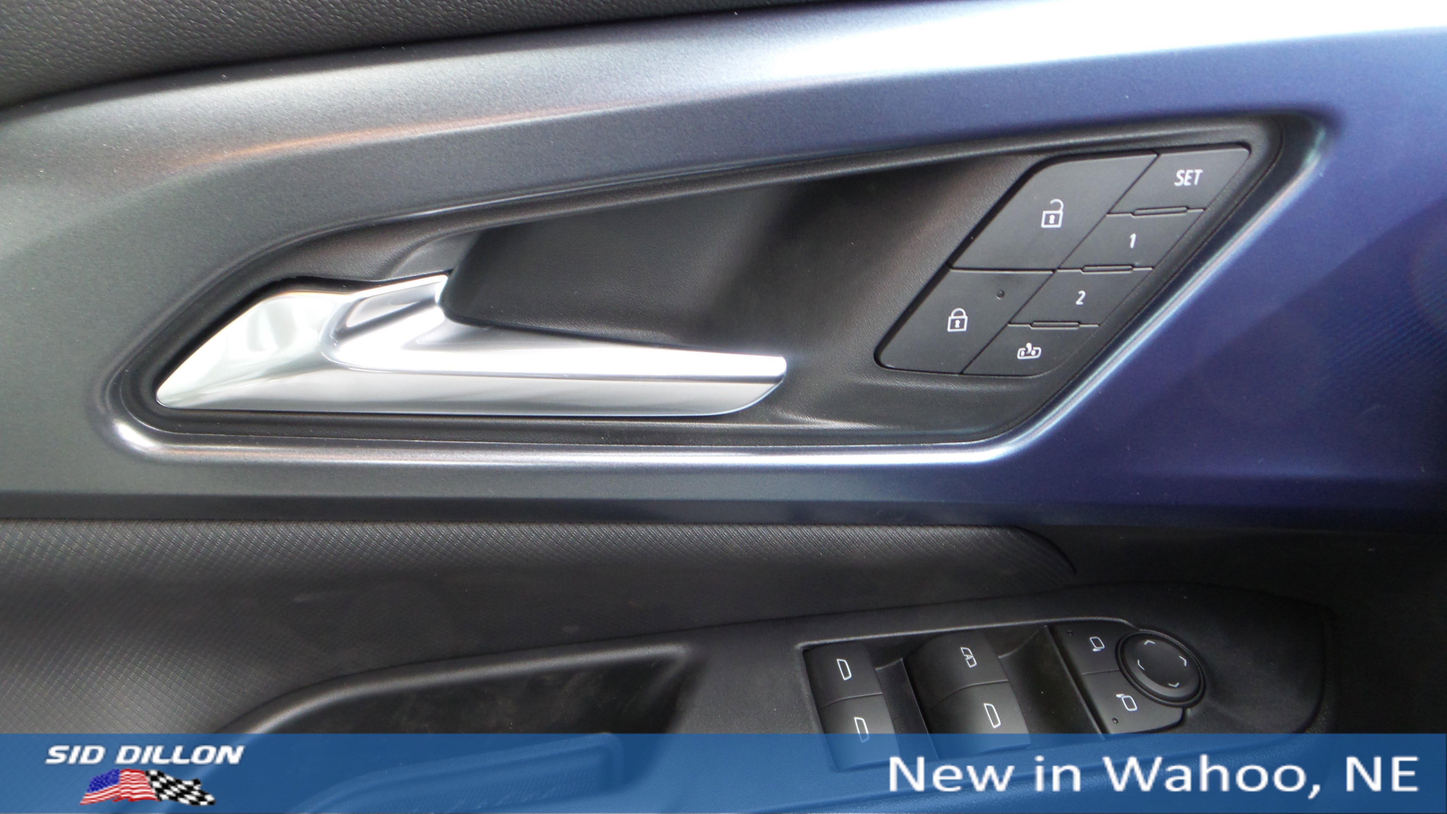 New 2026 Chevrolet Equinox EV LT image 14