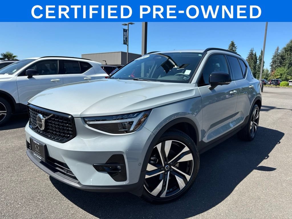 Certified 2024 Volvo XC40 B5 Plus w/ Protection Package Premier