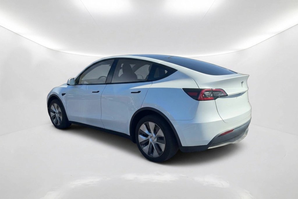 Used 2023 Tesla Model Y Long Range AWD/4WD image 8