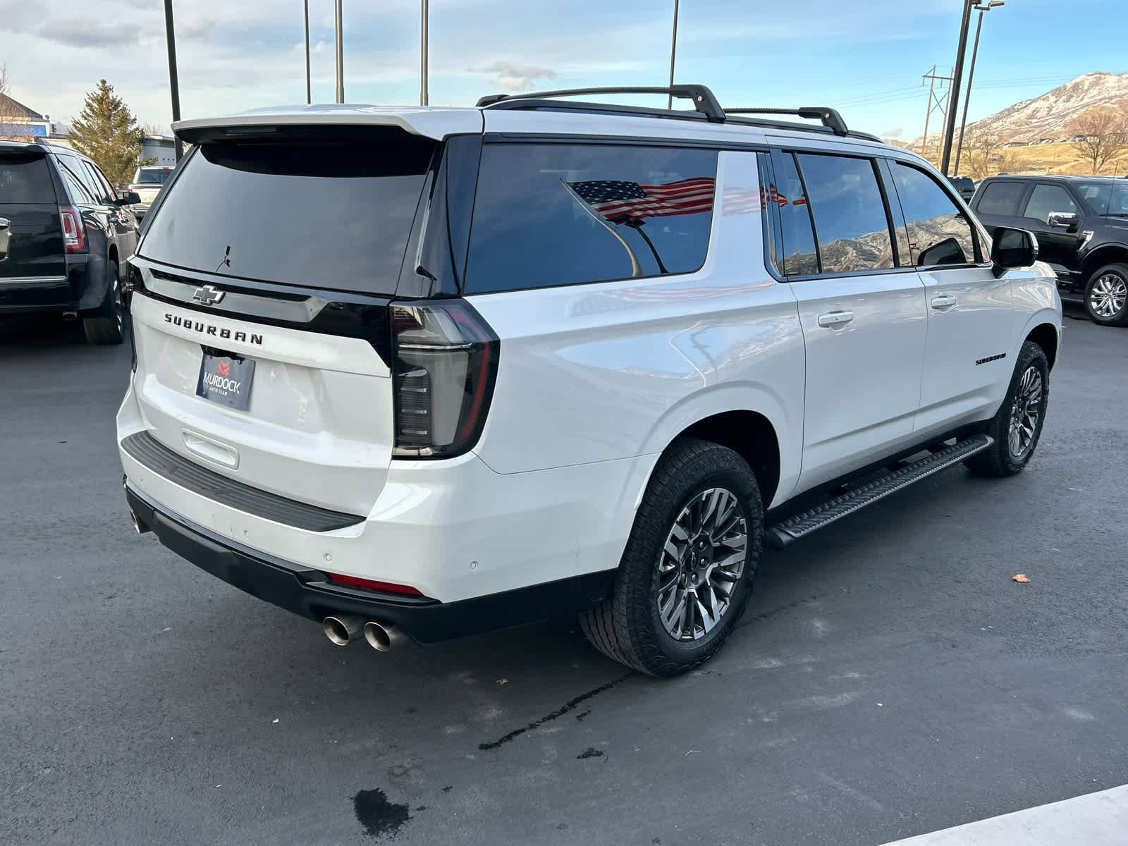 Used 2025 Chevrolet Suburban Z71 w/ Z71 Off-Road Package image 8