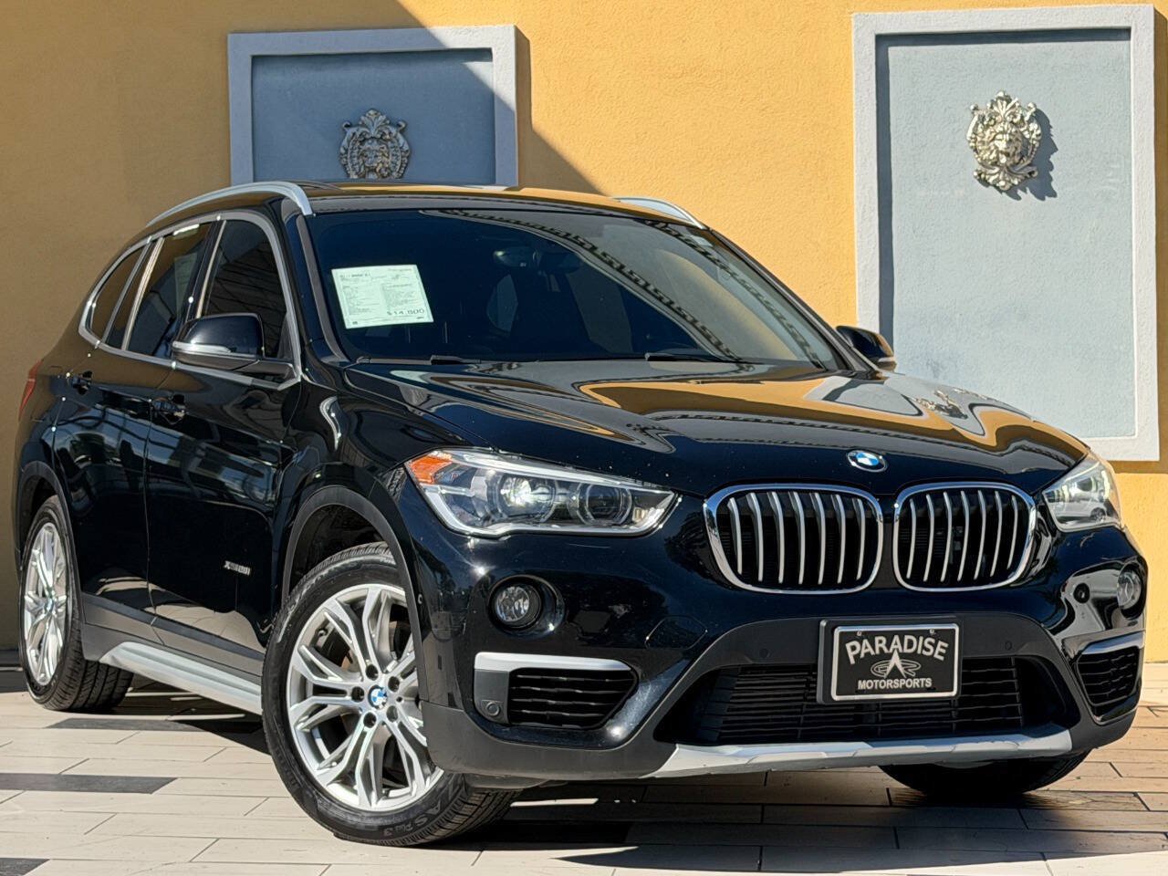Used 2017 BMW X1 xDrive28i AWD/4WD image 1
