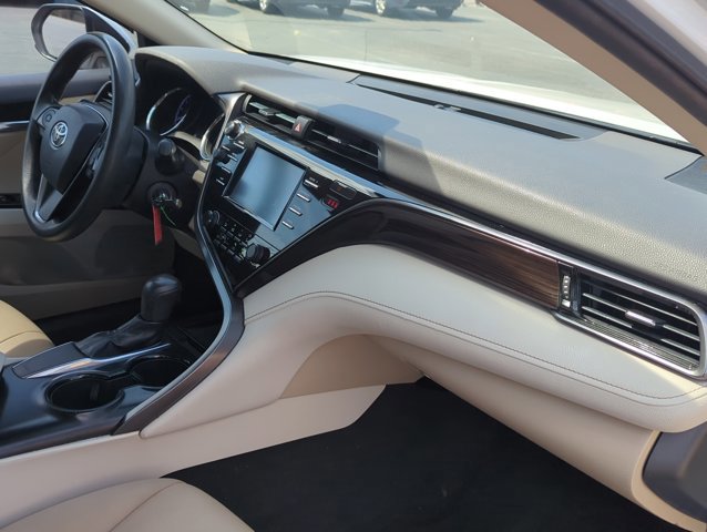 Used 2019 Toyota Camry LE image 21