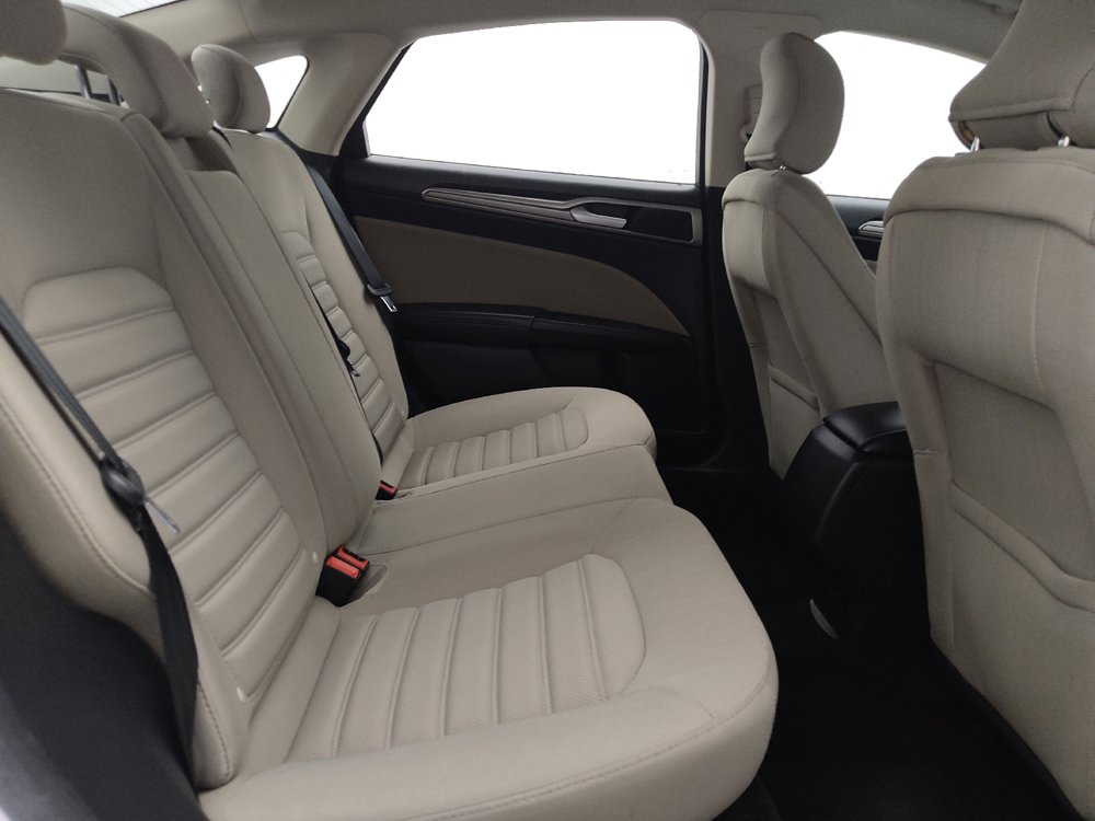 Used 2018 Ford Fusion S image 19