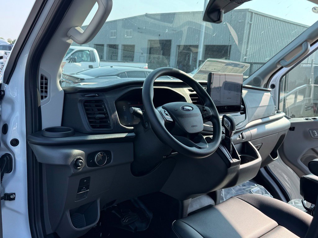 New 2026 Ford Transit 250 148 Medium Roof RWD image 4