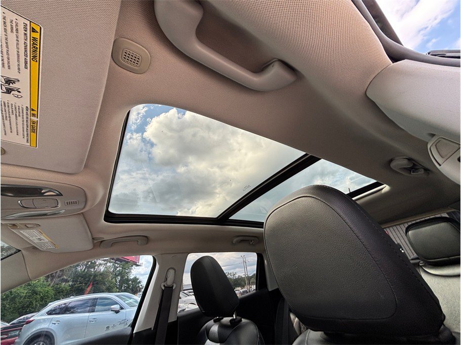 Used 2020 Jeep Compass Latitude w/ Popular Equipment Group FWD image 30