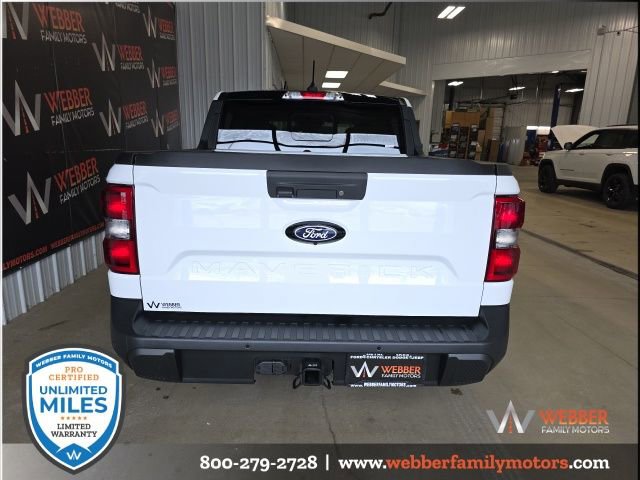 New 2026 Ford Maverick Lariat w/ Black Appearance Package image 5