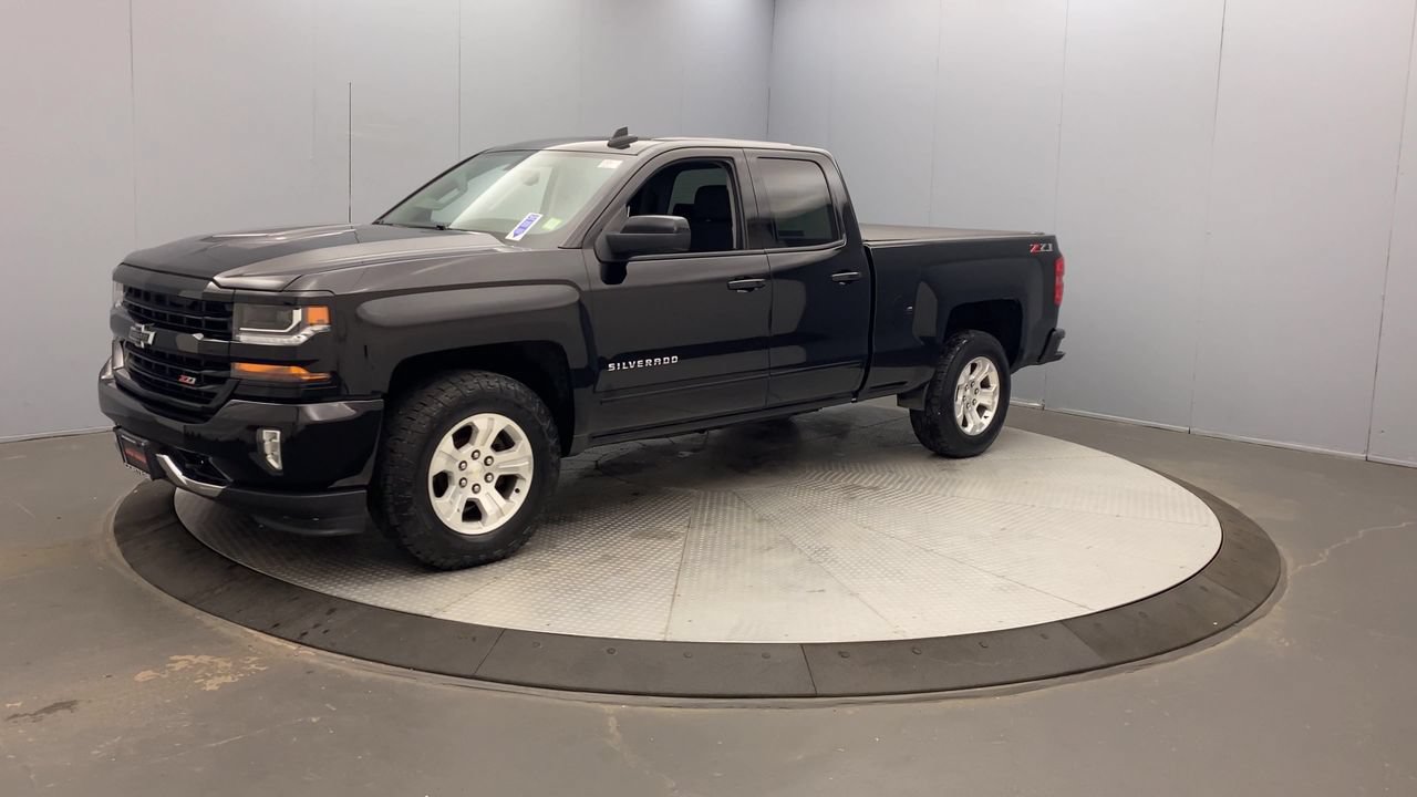 Used 2018 Chevrolet Silverado 1500 LT w/ All Star Edition AWD/4WD image 9