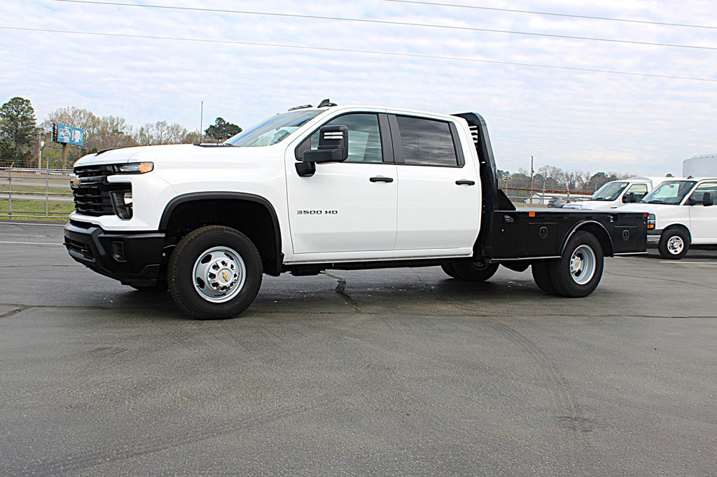 Used 2026 Chevrolet Silverado 3500 W/T w/ WT Convenience Package image 3