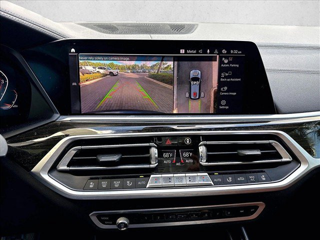 Used 2020 BMW X7 xDrive40i w/ Premium Package AWD/4WD image 22