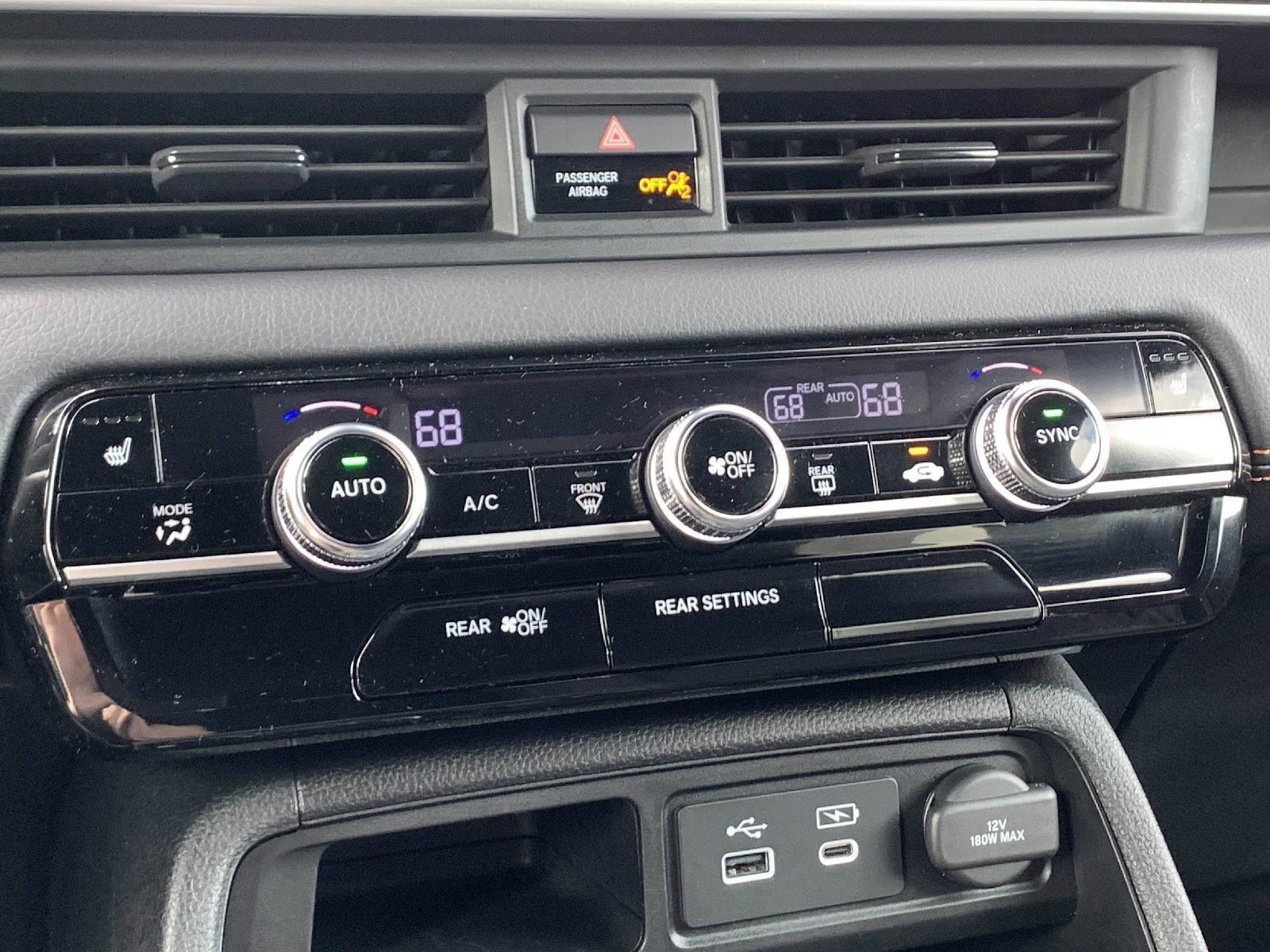 Used 2023 Honda Pilot Sport image 24