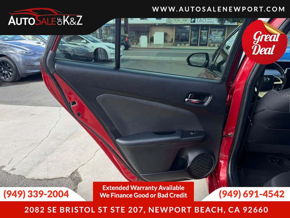 Used 2016 Toyota Prius Three FWD image 25