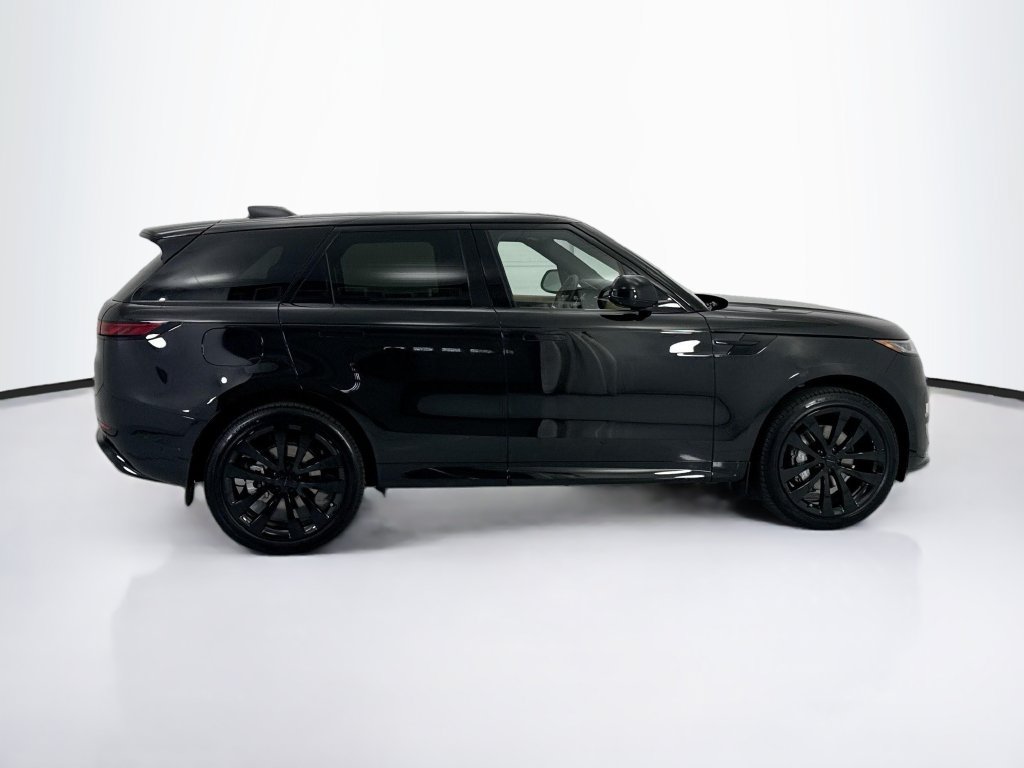 New 2026 Land Rover Range Rover Sport Dynamic SE AWD/4WD image 4