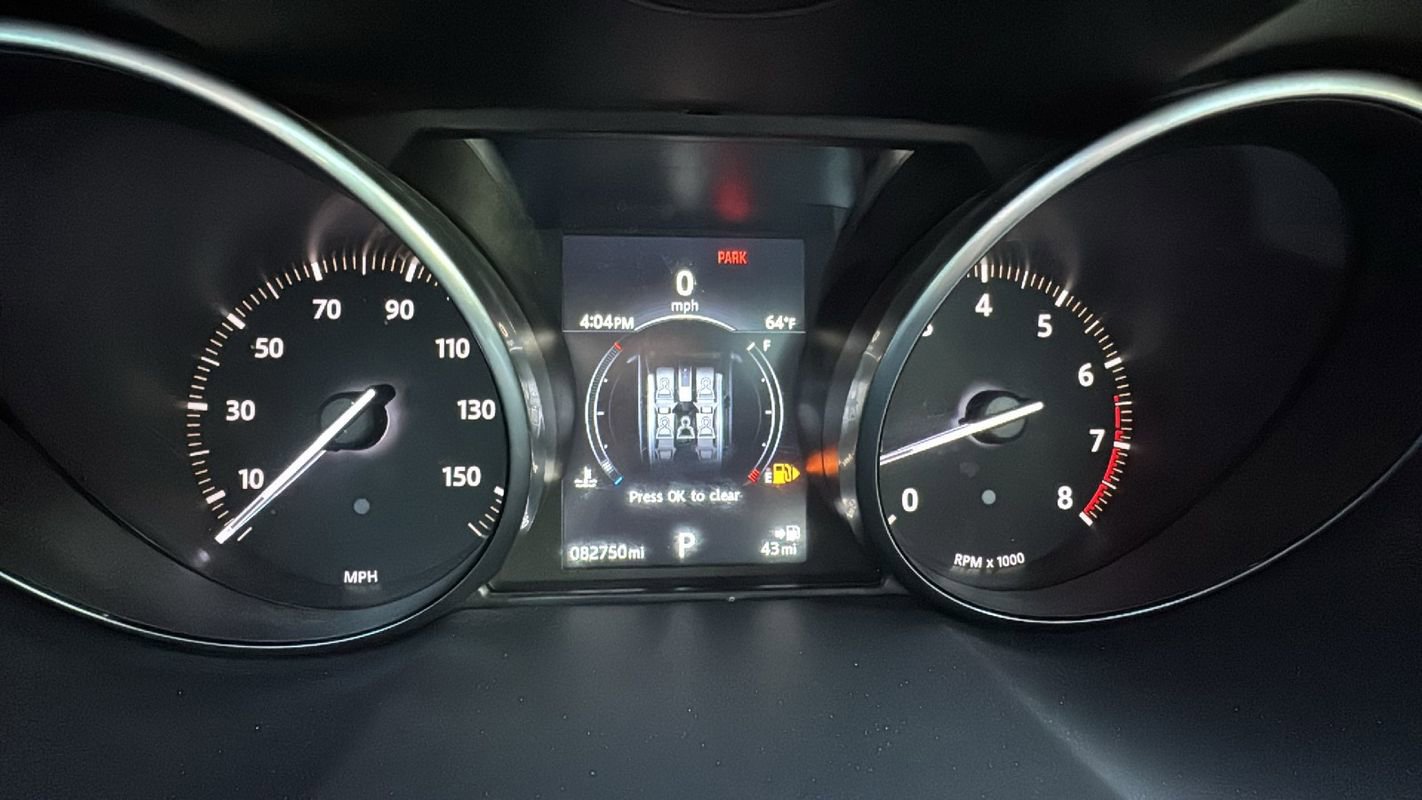 Used 2017 Land Rover Range Rover Evoque SE image 22