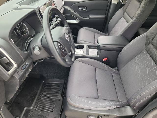 Certified 2025 Nissan Frontier SV AWD/4WD image 9