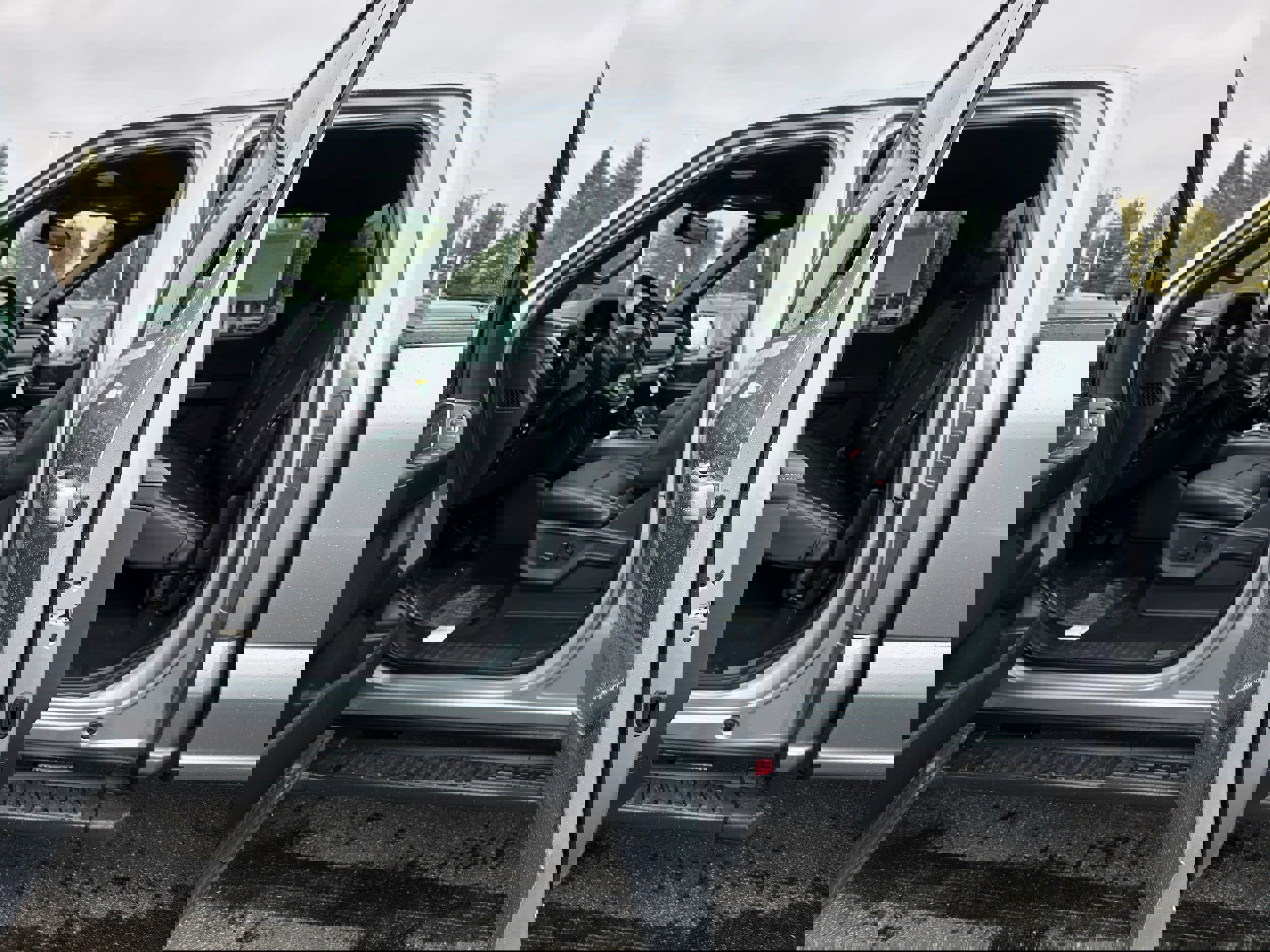 New 2026 Ford F150 Lariat w/ Equipment Group 501A Mid image 17