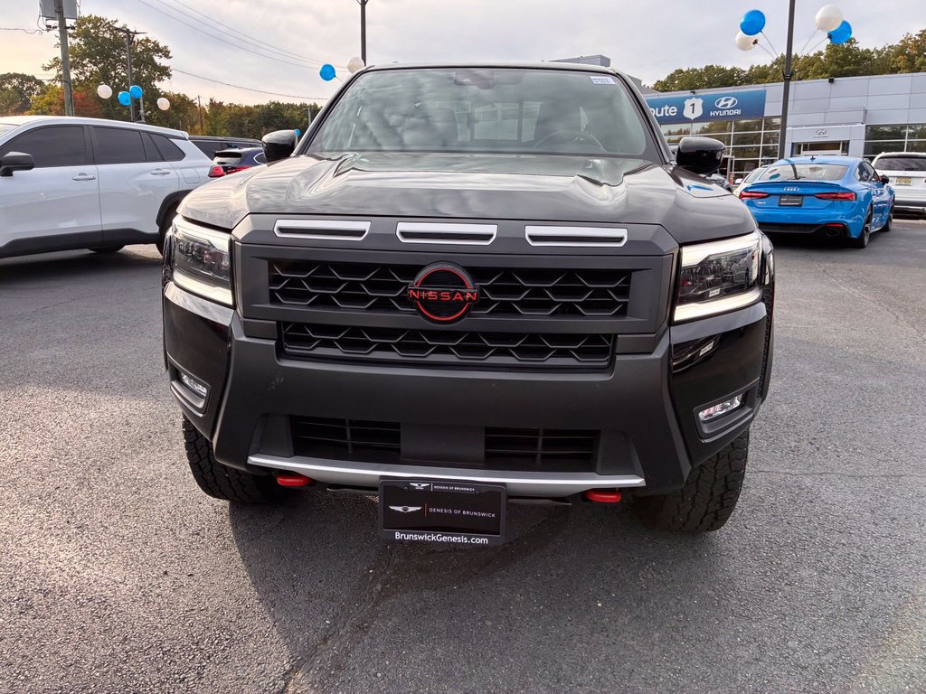 Used 2026 Nissan Frontier PRO-4X AWD/4WD image 2