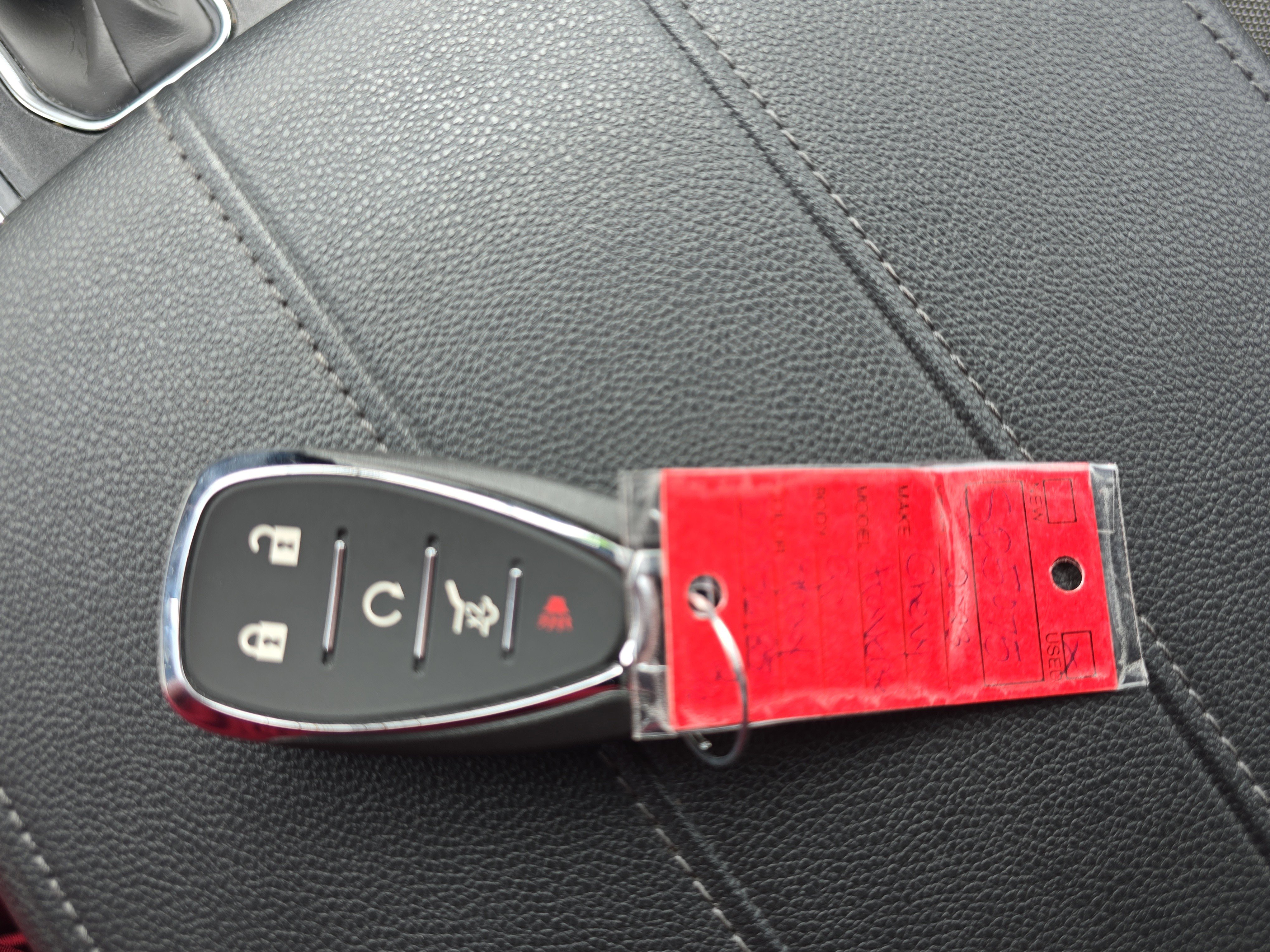 Used 2023 Chevrolet Traverse LT image 31