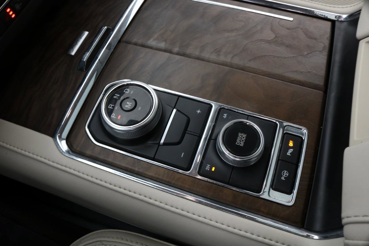 Used 2018 Ford Expedition Max Platinum image 41