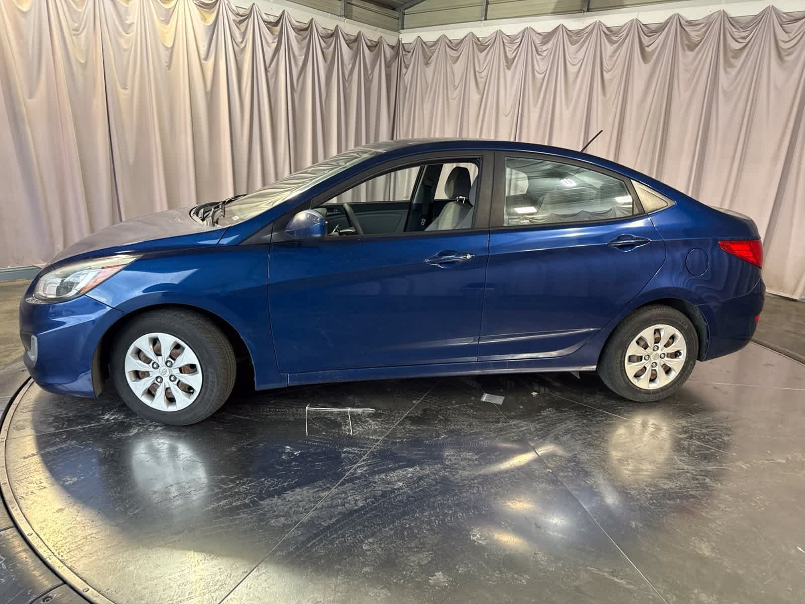 Used 2017 Hyundai Accent SE FWD image 4