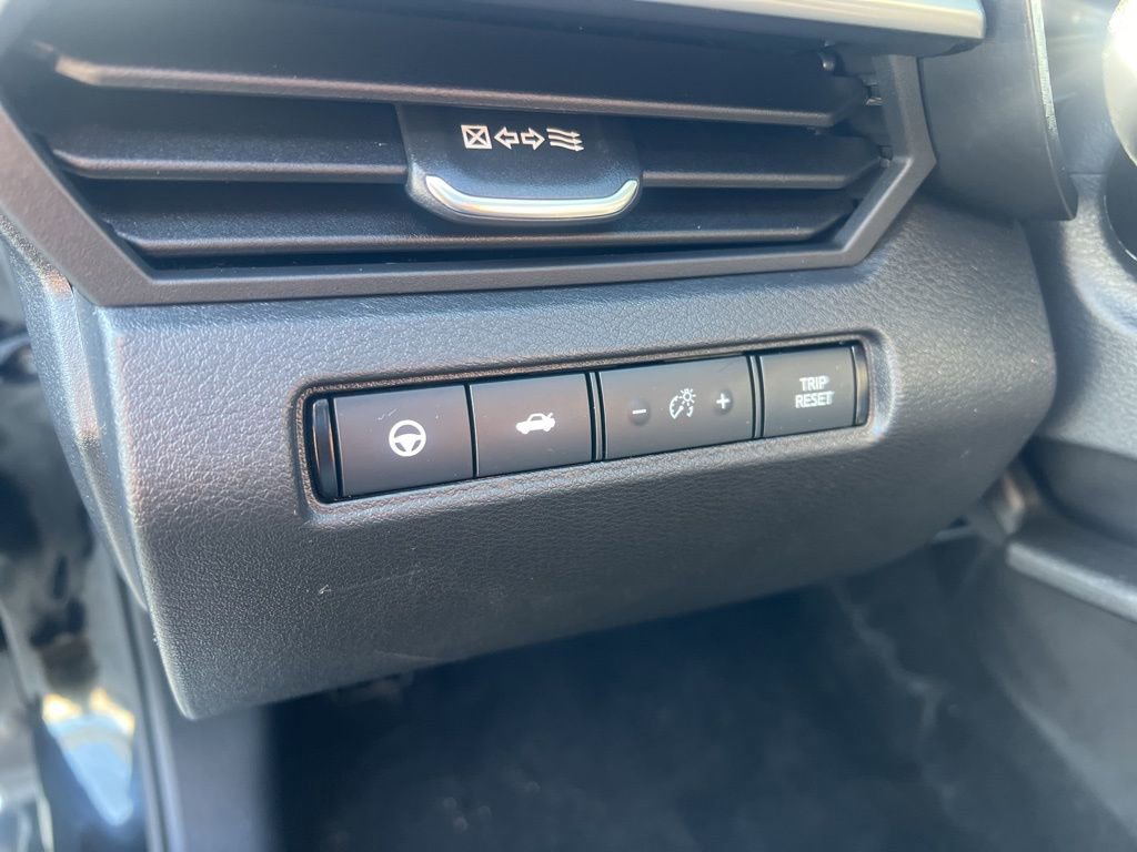 Used 2020 Nissan Altima 2.5 SV image 53