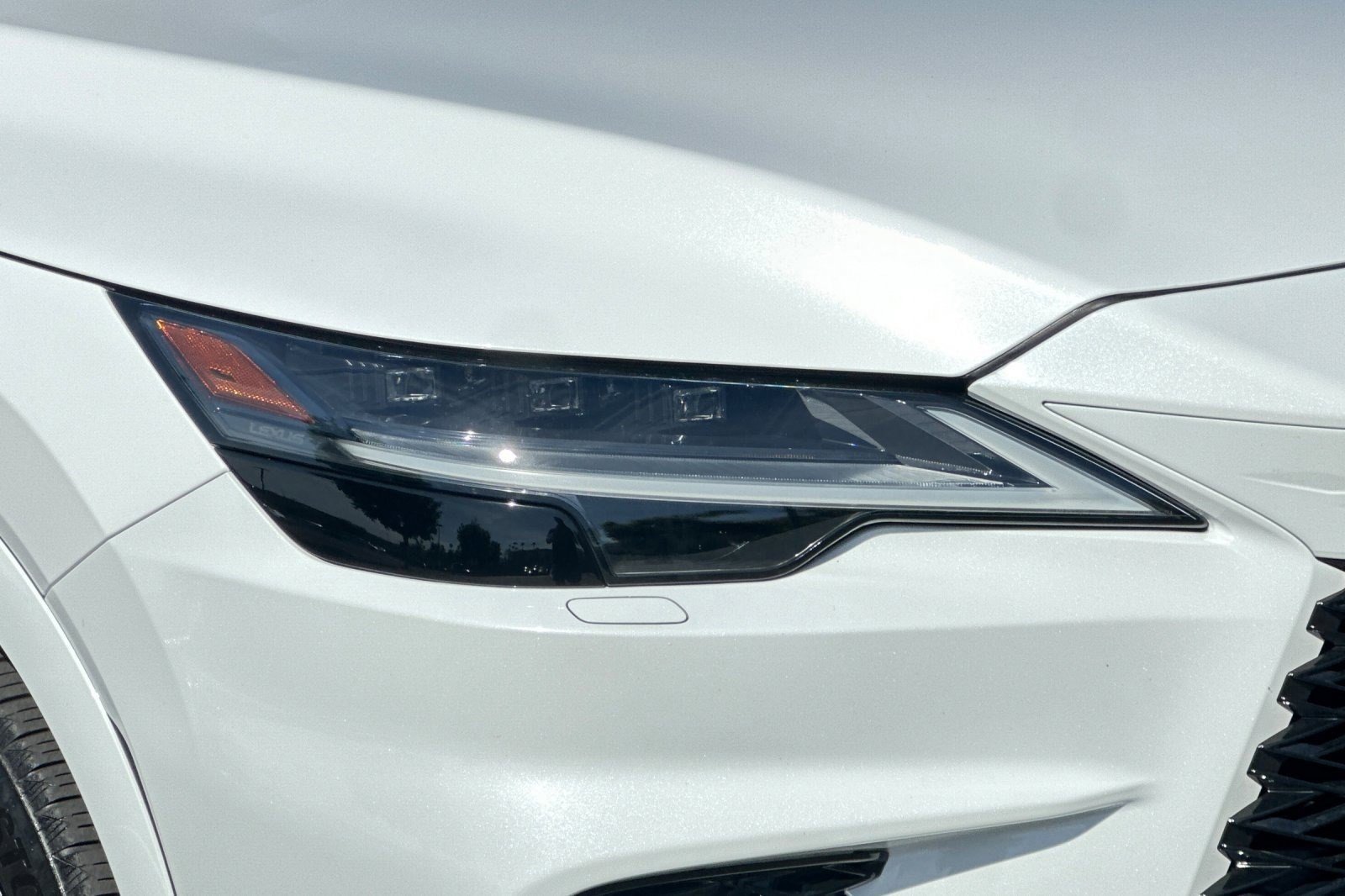 Certified 2023 Lexus RX 500h F Sport w/ Accessory Package (Z1) image 11