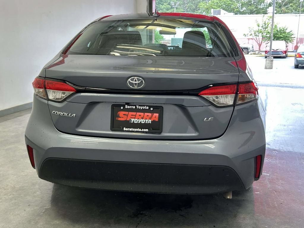 Certified 2025 Toyota Corolla LE FWD image 4