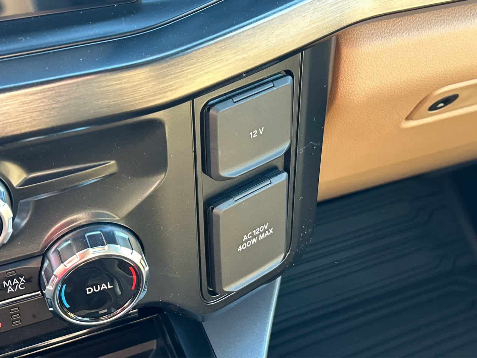 New 2026 Ford F250 Lariat w/ Chrome Package image 71