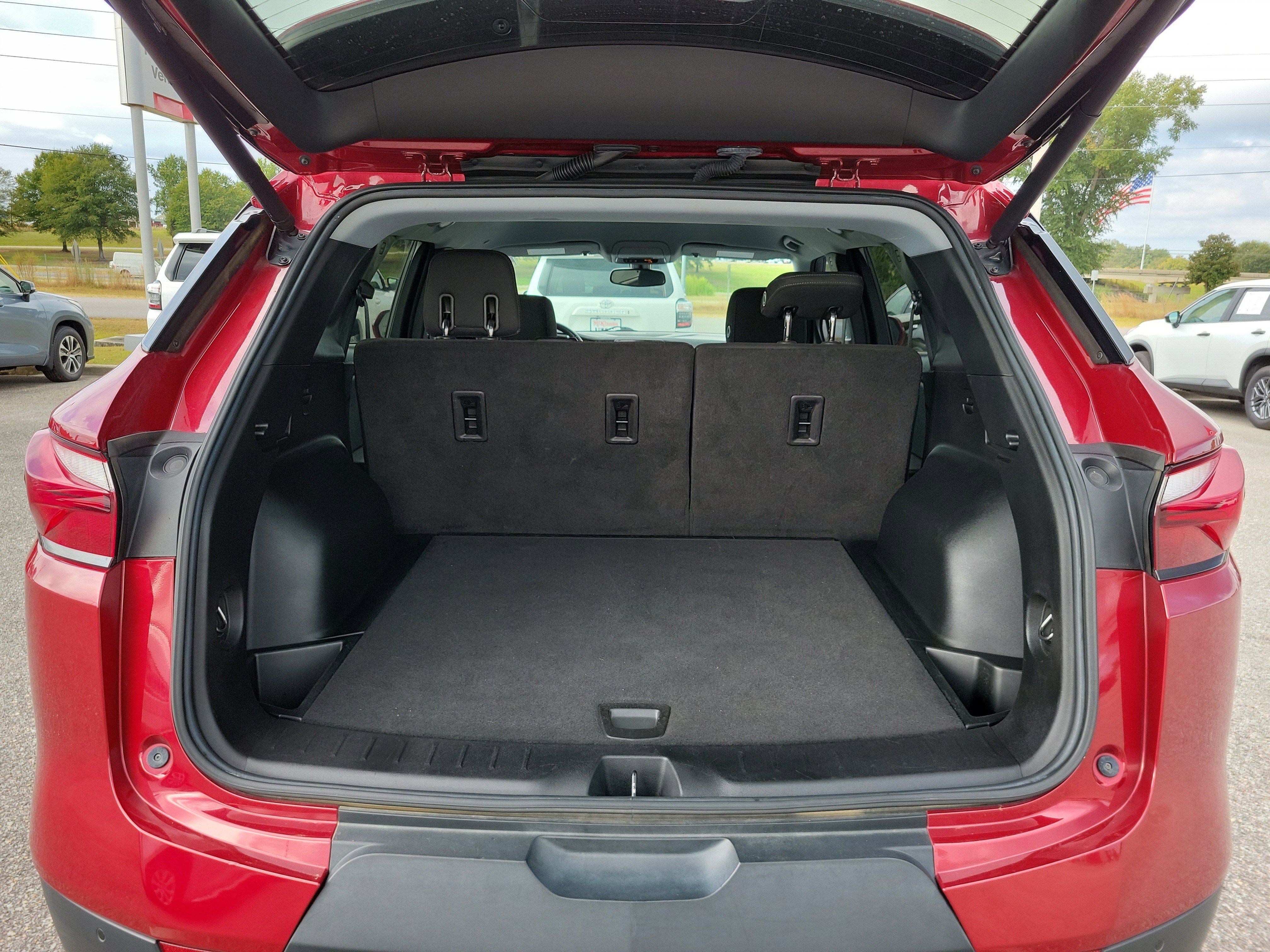 Used 2020 Chevrolet Blazer LT image 11