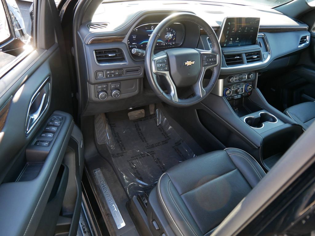 Used 2023 Chevrolet Tahoe Premier AWD/4WD image 10