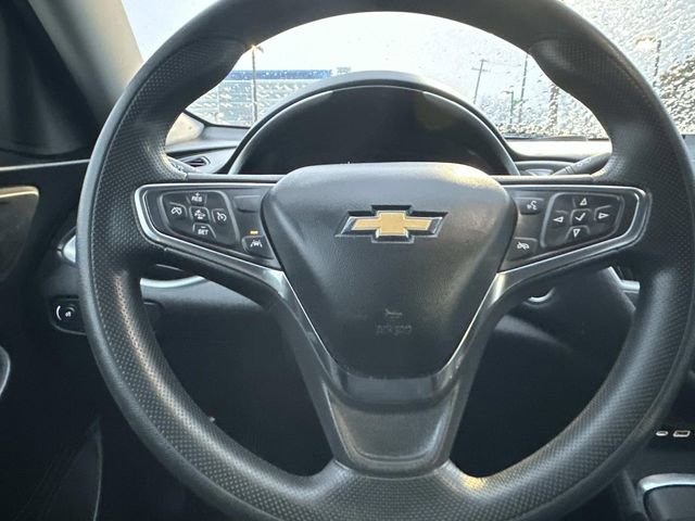 Used 2023 Chevrolet Malibu LT FWD image 19