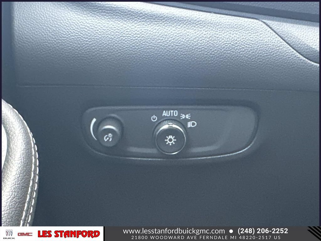 Used 2024 Buick Encore GX Preferred FWD image 27