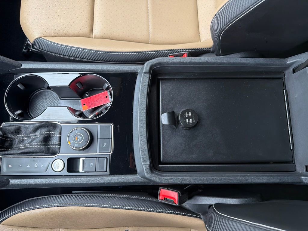 Used 2022 Volkswagen Atlas Cross Sport SE w/ Black Wheel Package image 24